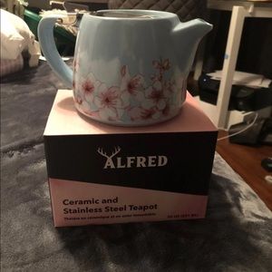Brand new Alfred ceramic & stainless steel teapot!